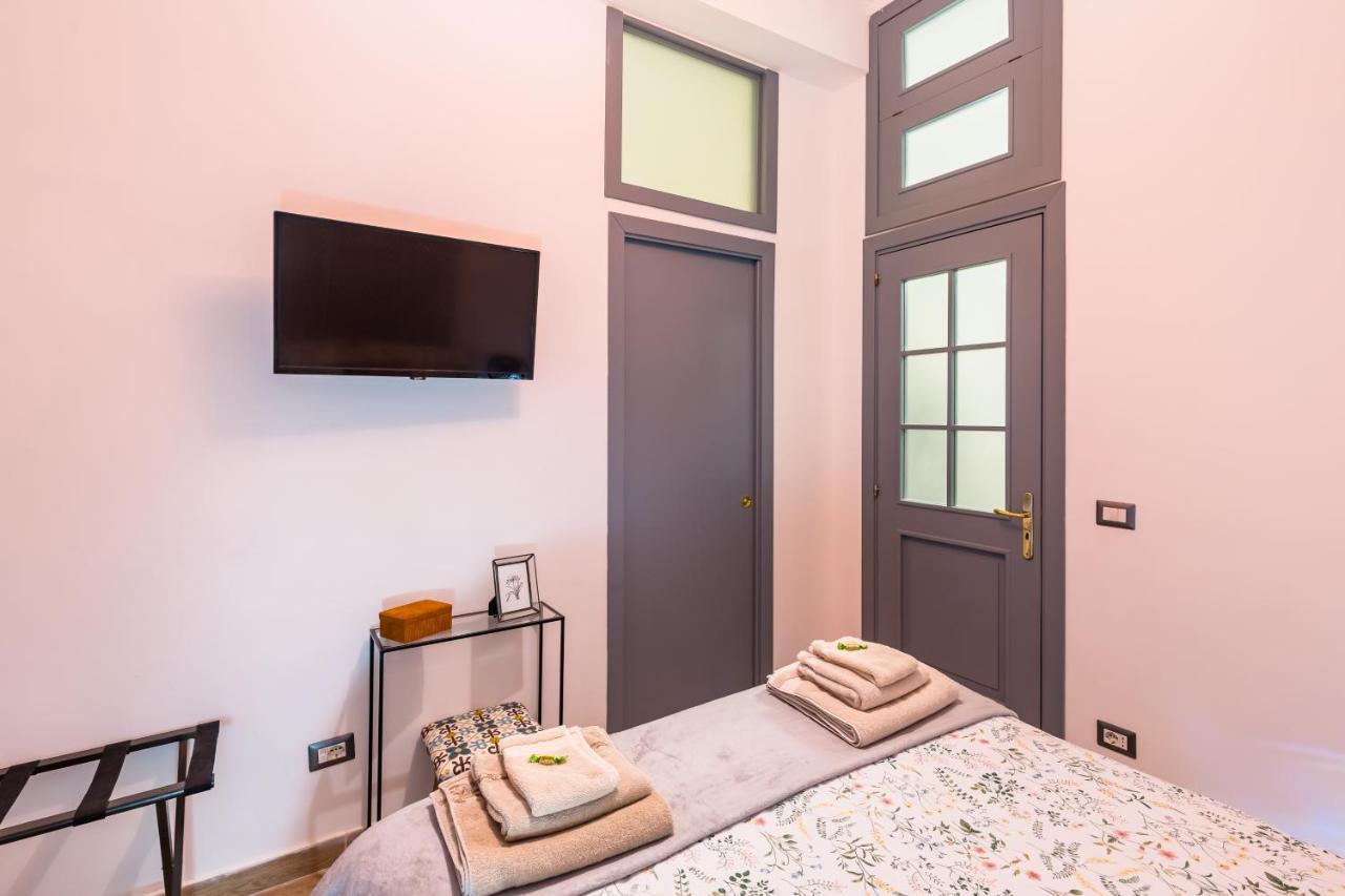 Eccehomo 29 La Casa Di Piero Appartement Napels Buitenkant foto